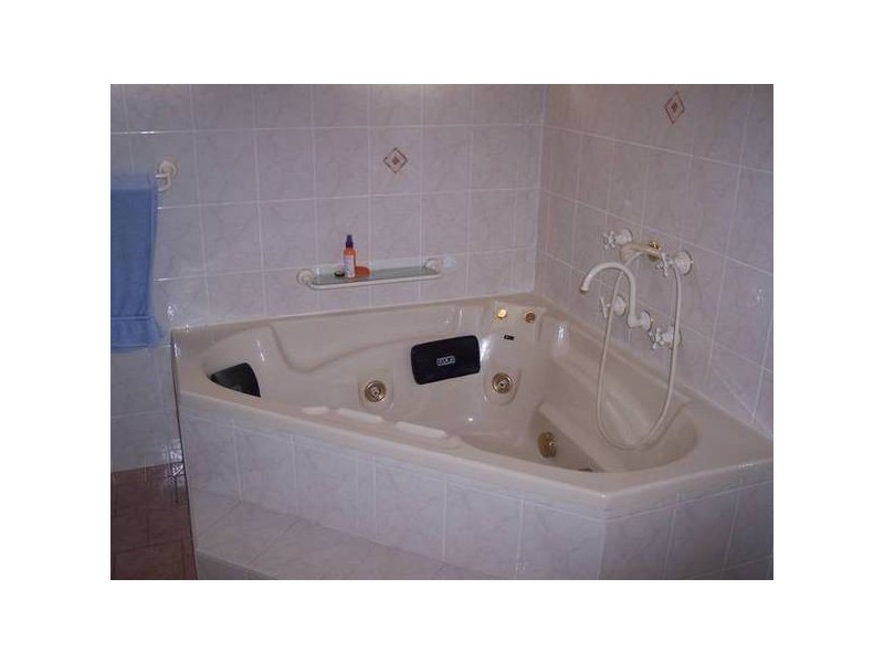 11 Longstaff Ave, Chipping Norton NSW 2170