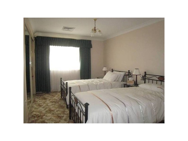 Chipping Norton NSW 2170