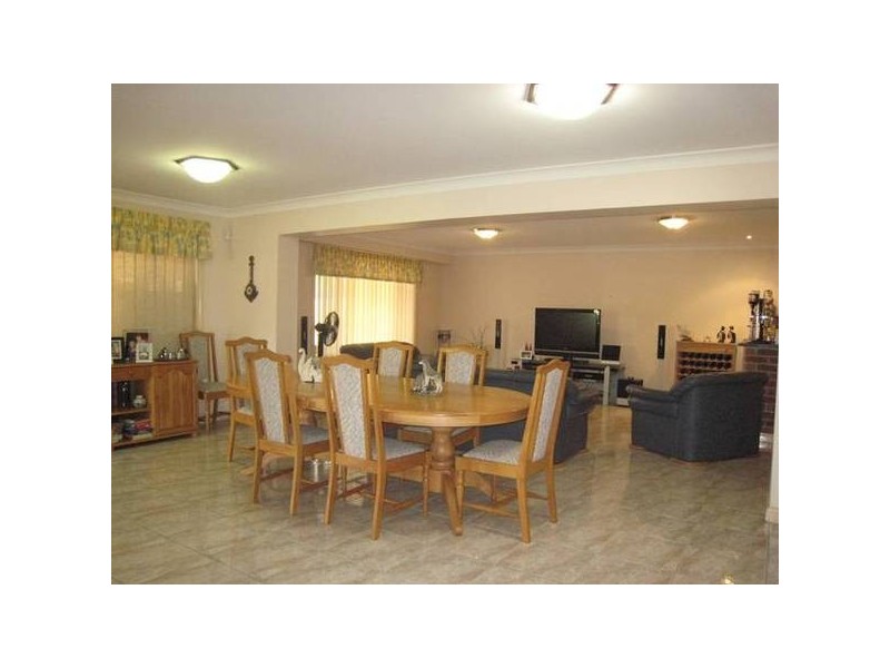 Chipping Norton NSW 2170