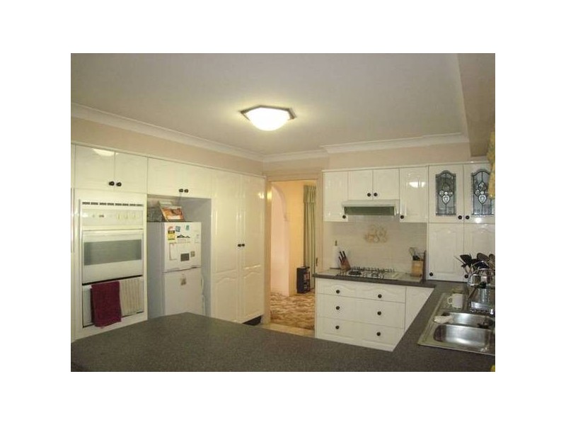 Chipping Norton NSW 2170