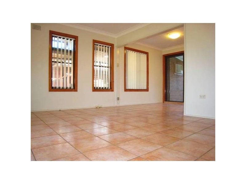 22 Bobin Crescent, Sadleir NSW 2168