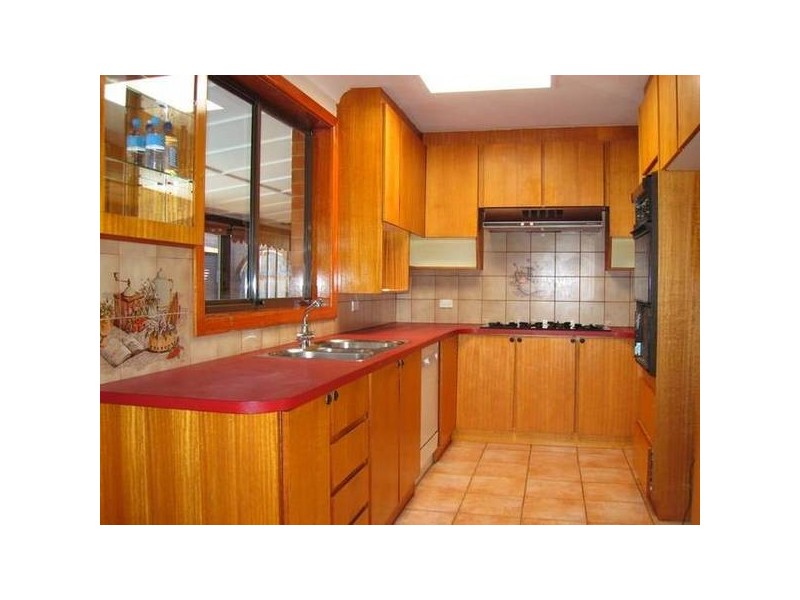22 Bobin Crescent, Sadleir NSW 2168