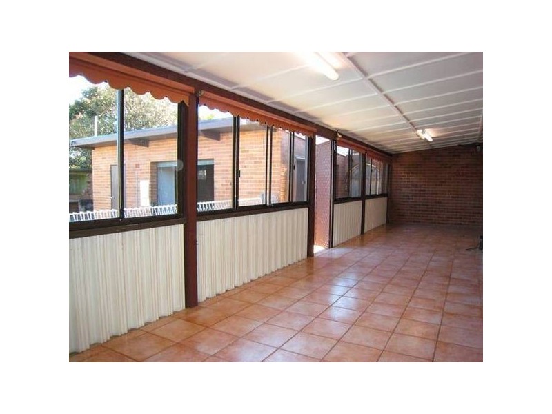 22 Bobin Crescent, Sadleir NSW 2168