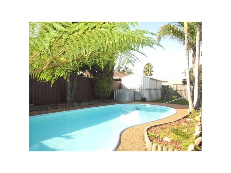 Chipping Norton NSW 2170