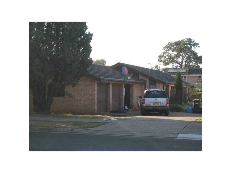 6 Epsom Rd, Chipping Norton NSW 2170
