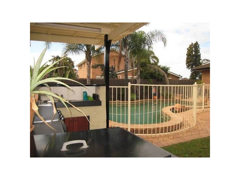 Chipping Norton NSW 2170