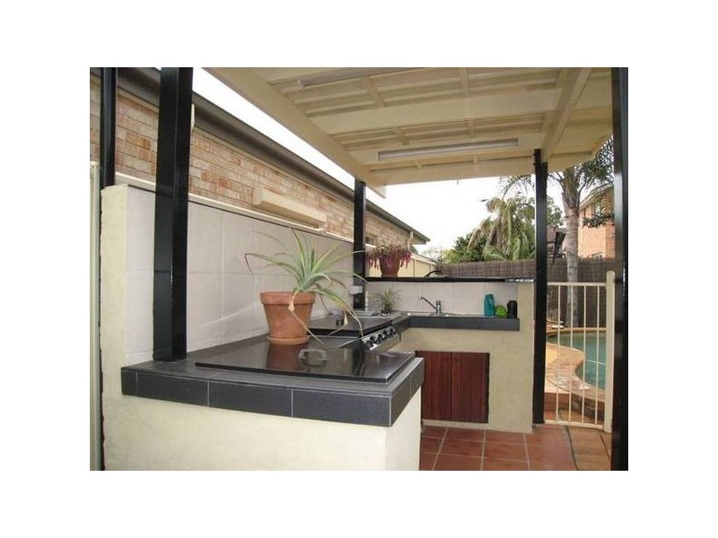 Chipping Norton NSW 2170