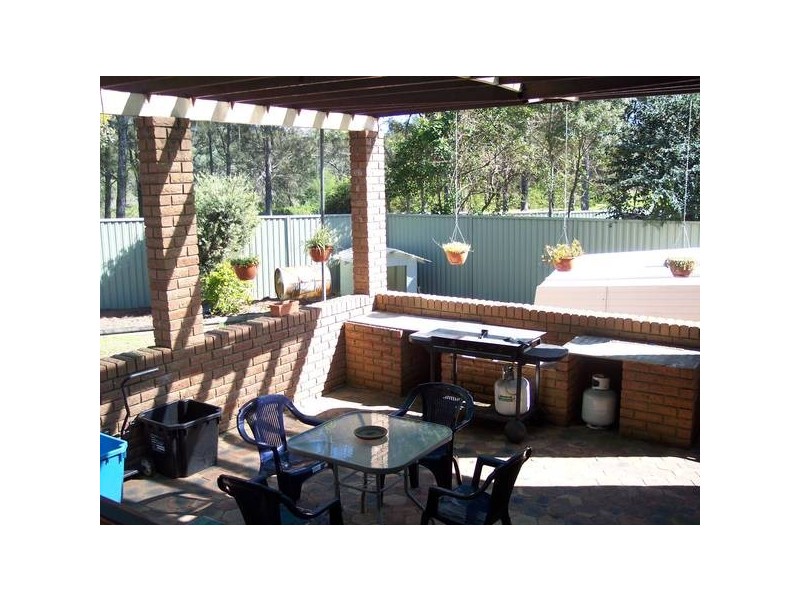 11 Swindon Place, Chipping Norton NSW 2170
