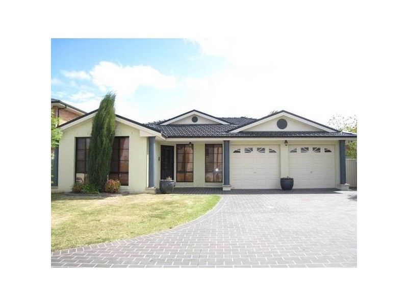 13 Lomandra Court, Voyager Point NSW 2172