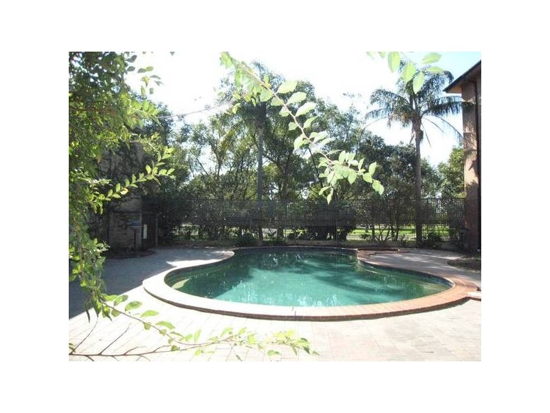 10/6 Mead Drive, Chipping Norton NSW 2170