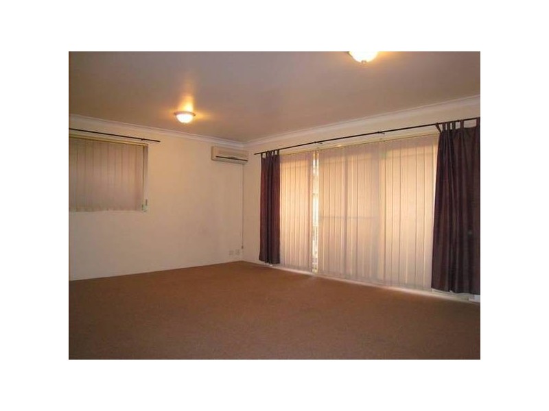 10/6 Mead Drive, Chipping Norton NSW 2170