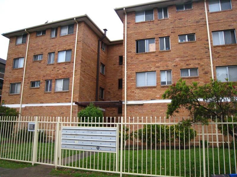 16/11 Forbes Street, Warwick Farm NSW 2170