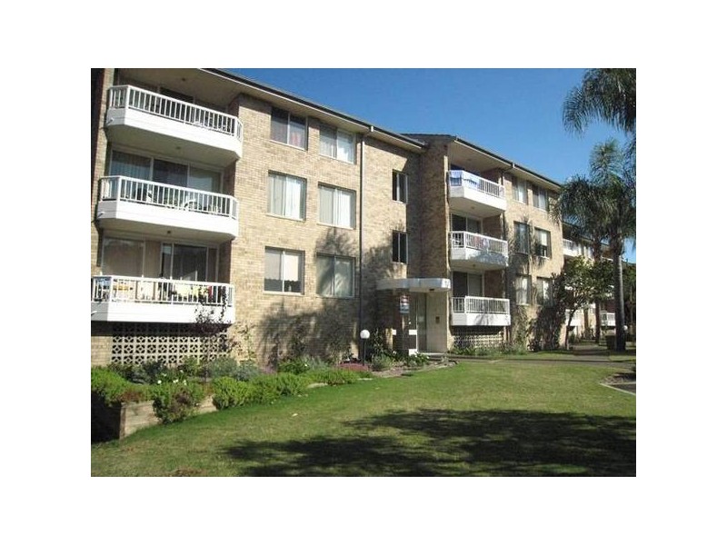 20/7 Mead Drive, Chipping Norton NSW 2170