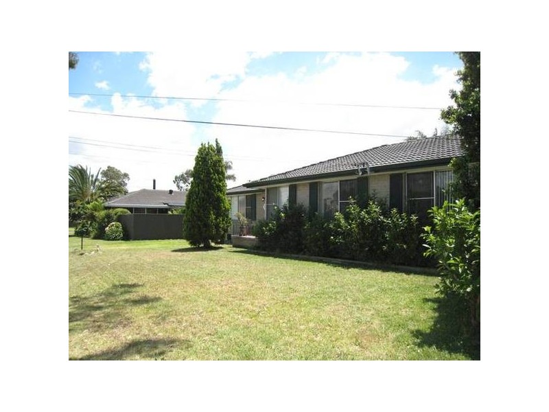 23 Magree Crescent, Chipping Norton NSW 2170