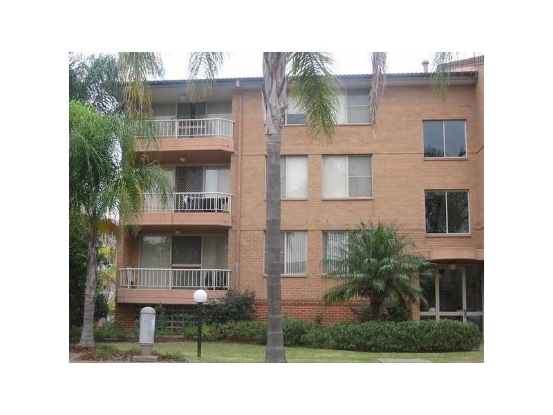 18/14 Frank Oliveri Drive, Chipping Norton NSW 2170