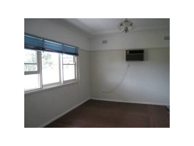 34 Market Street, Moorebank NSW 2170