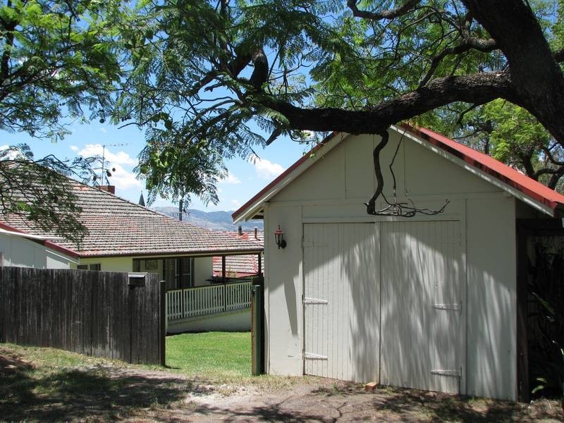 98 Pryor Street, Quirindi NSW 2343