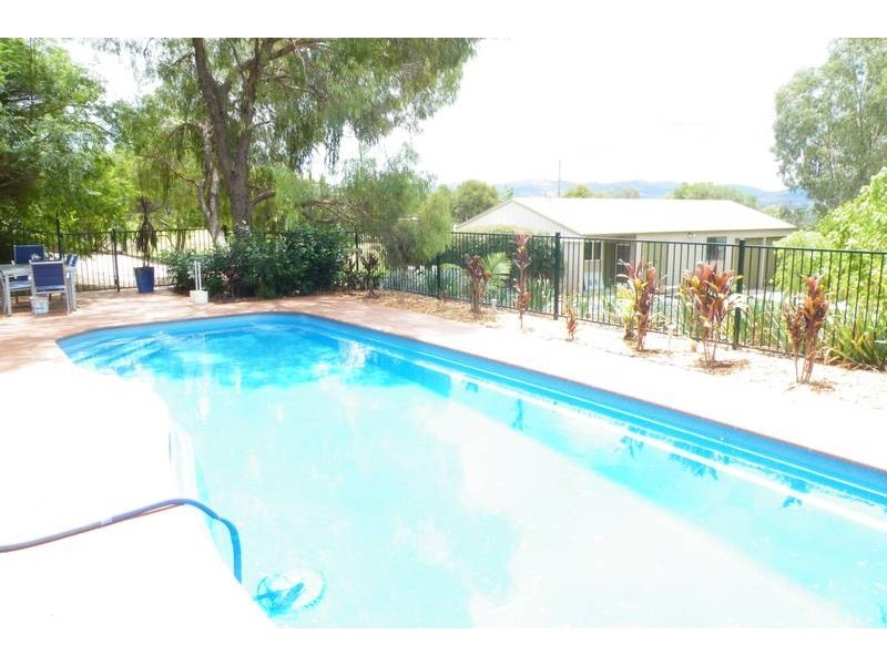 15 Breeza Street, Quirindi NSW 2343