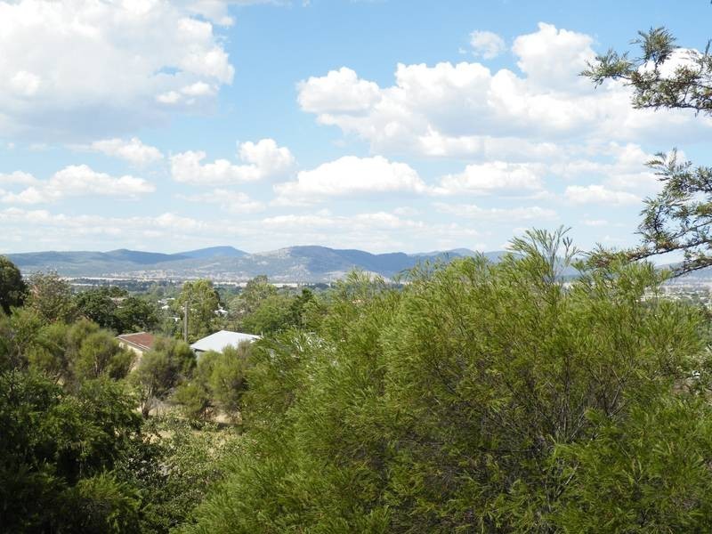 15 Breeza Street, Quirindi NSW 2343