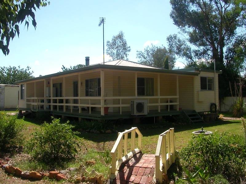 4 Pittsford Street, Quirindi NSW 2343