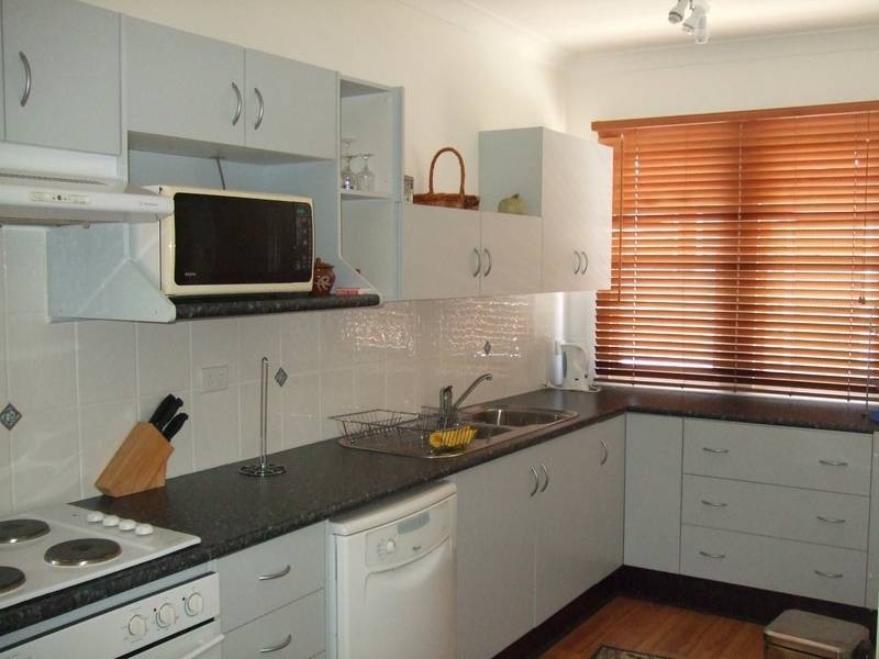 9 Centre Street, Quirindi NSW 2343