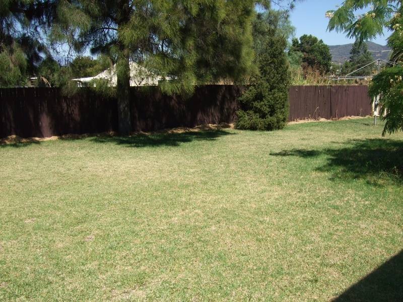 9 Centre Street, Quirindi NSW 2343