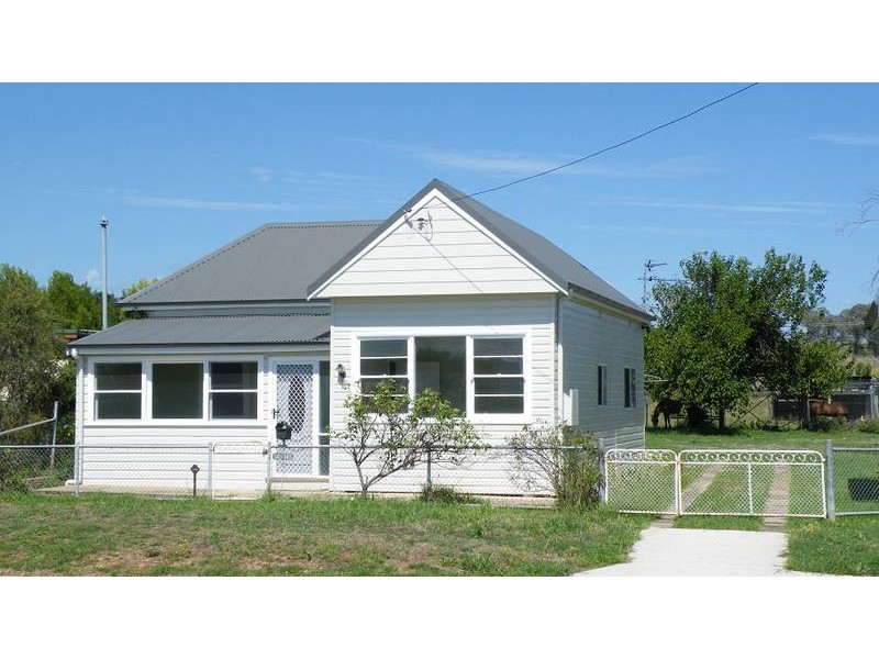 145 Loder Street, Quirindi NSW 2343