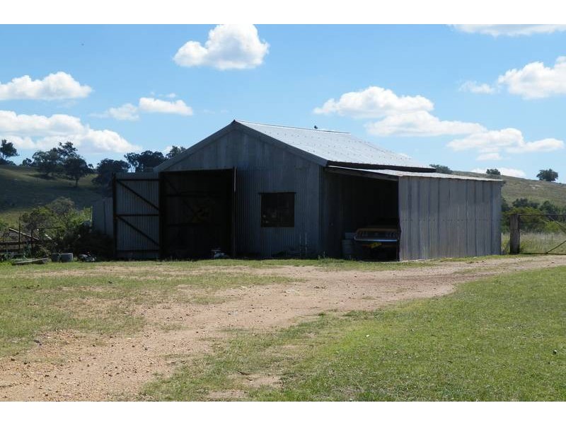 …. New England Hwy, Willow Tree NSW 2339