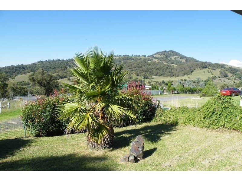 1 Warra Street, Ardglen NSW 2338