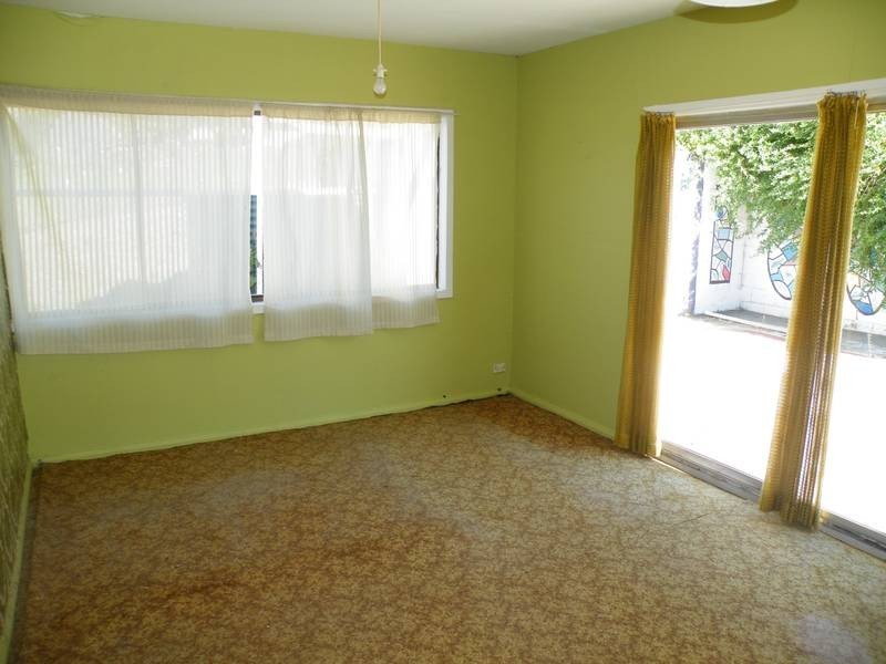 1 Warra Street, Ardglen NSW 2338