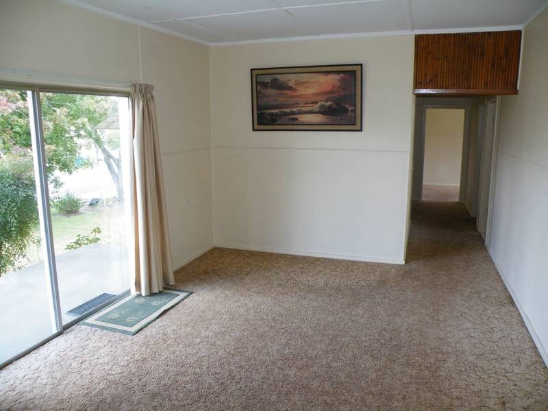 14 Centre Street, Quirindi NSW 2343