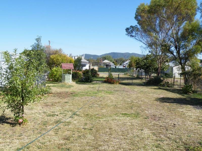 35 Henry Street, Werris Creek NSW 2341