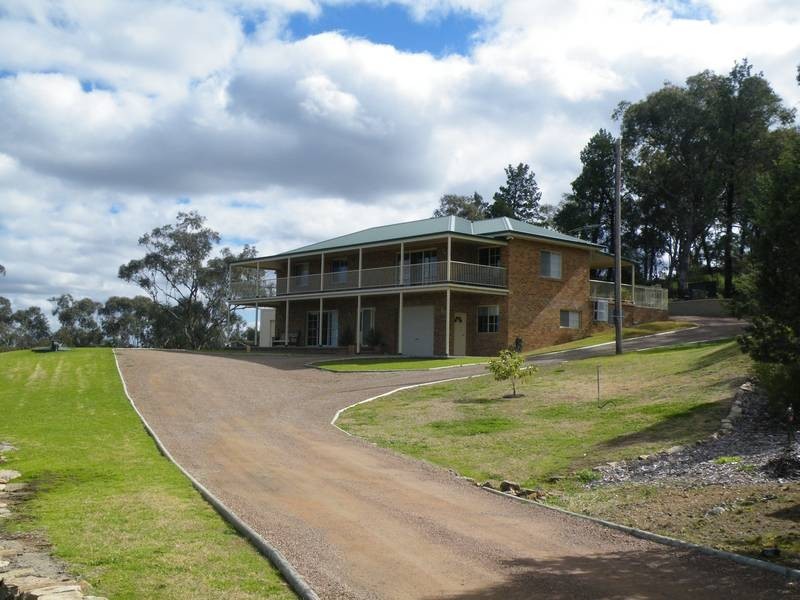 25 Ray Carter Drive, Quirindi NSW 2343