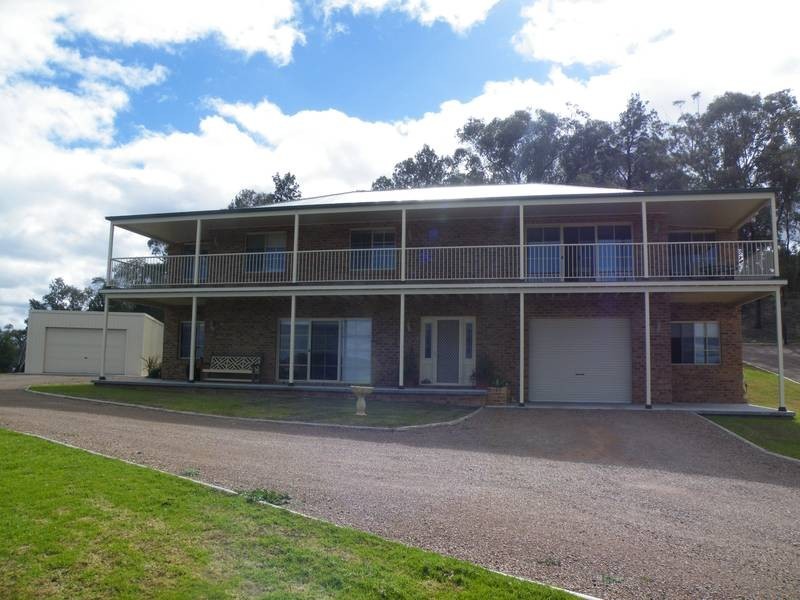 25 Ray Carter Drive, Quirindi NSW 2343