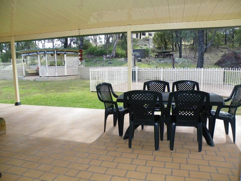 25 Ray Carter Drive, Quirindi NSW 2343