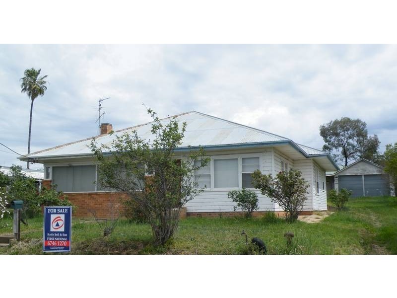 78 Church Ave, Quirindi NSW 2343