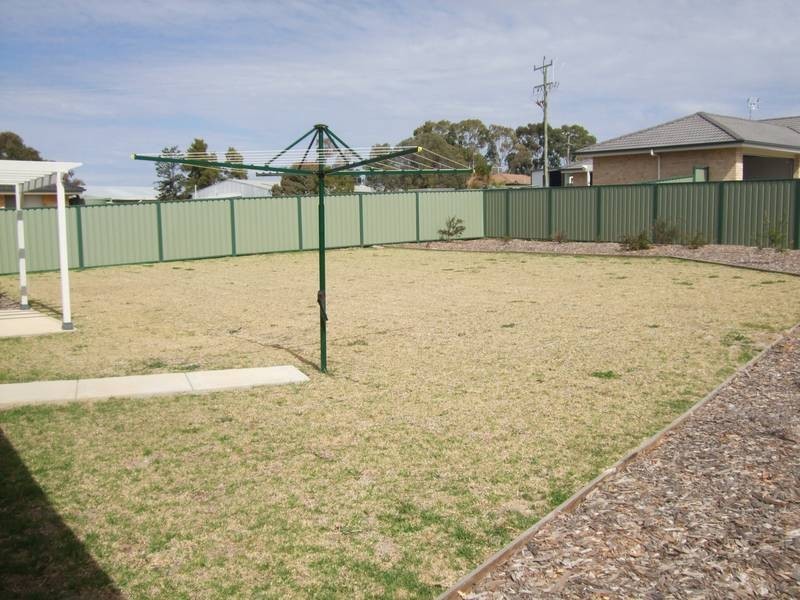 4 Morning View Close, Quirindi NSW 2343