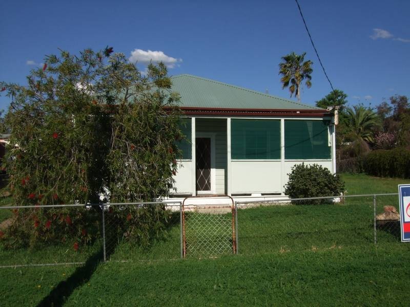 30 Henry Street, Werris Creek NSW 2341