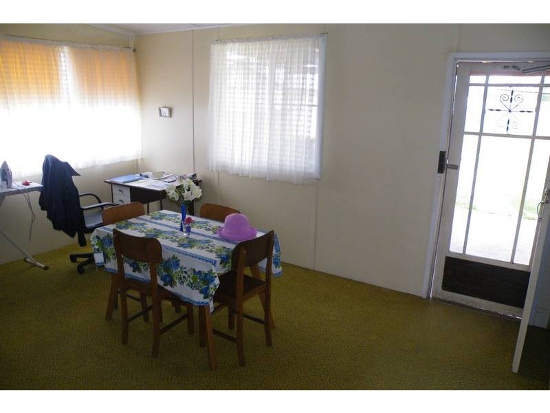 15 Pollock Street, Quirindi NSW 2343