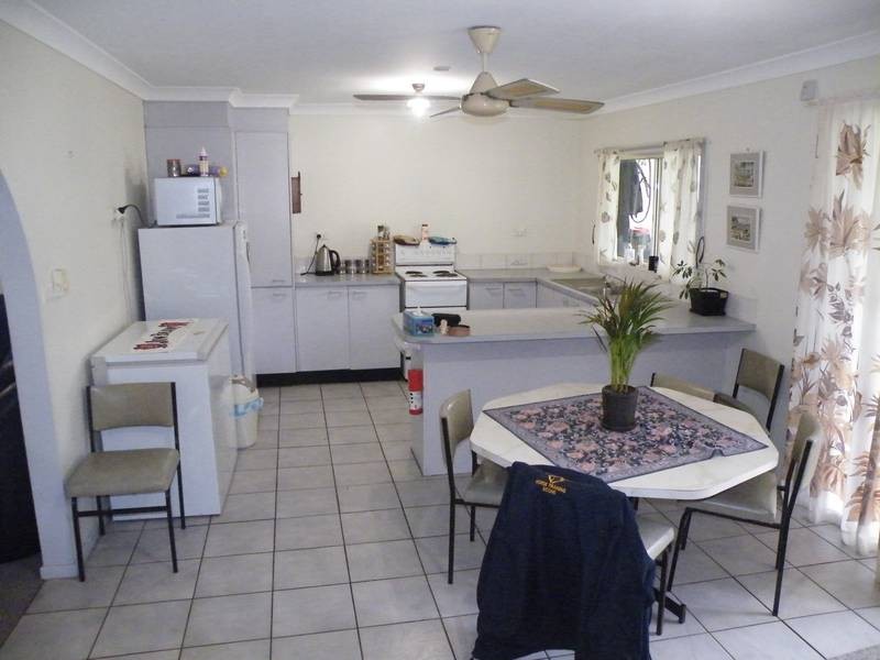 18 New England Highway, Willow Tree NSW 2339