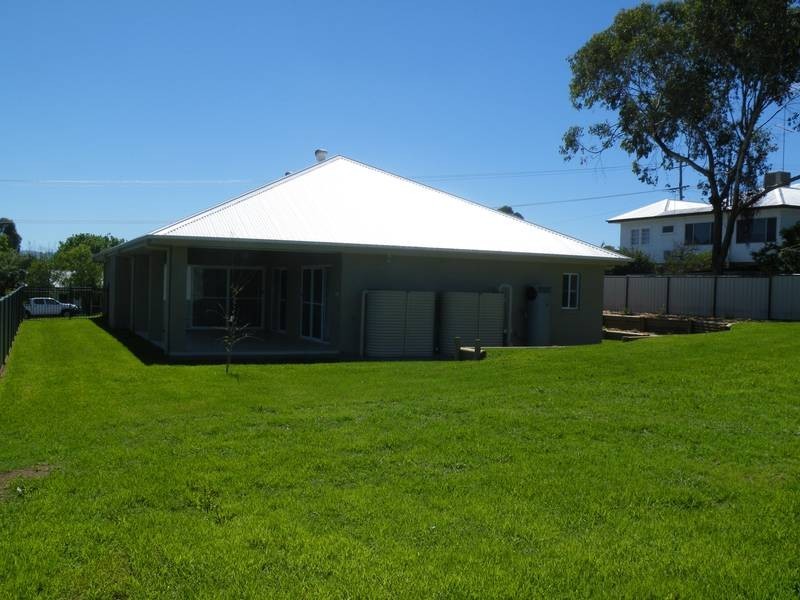 49 Church Street, Quirindi NSW 2343