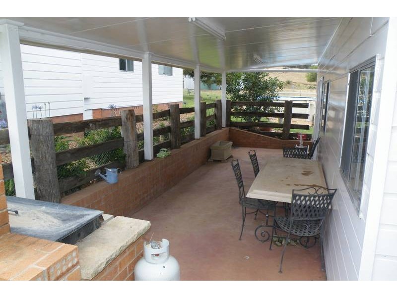 .. Fullers Lane, Wallabadah NSW 2343