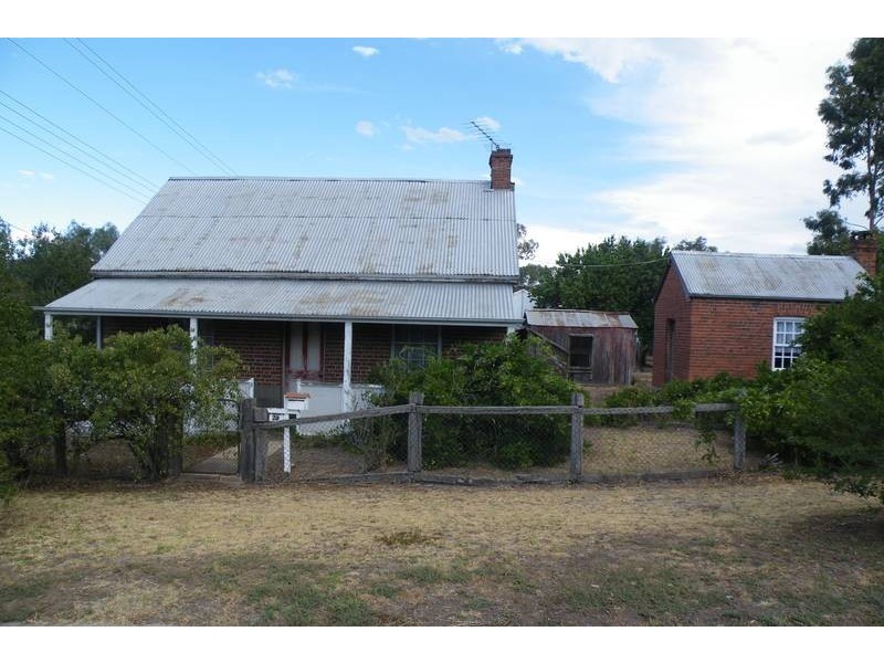 20 Lennox Street, Quirindi NSW 2343