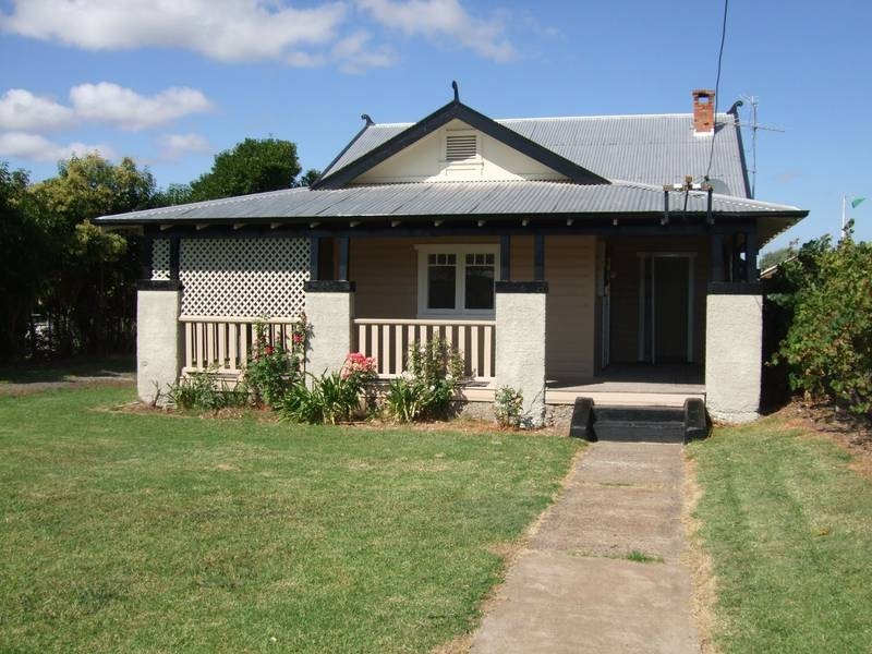 62 Pryor Street, Quirindi NSW 2343