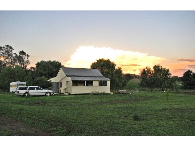 322 Wallabadah Road, Wallabadah NSW 2343