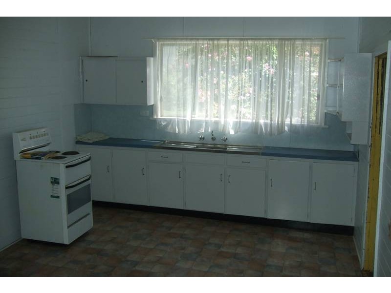 16 New England Highway, Willow Tree NSW 2339