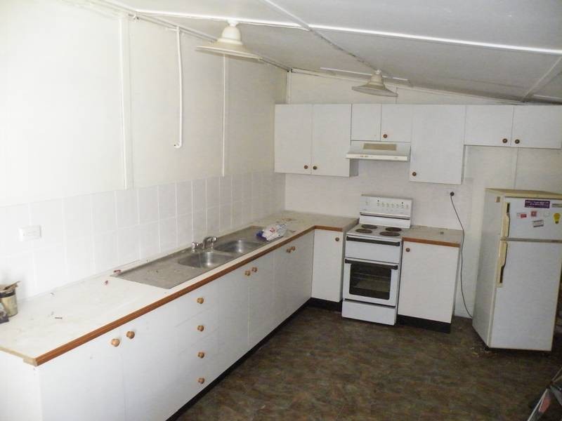 16 New England Highway, Willow Tree NSW 2339