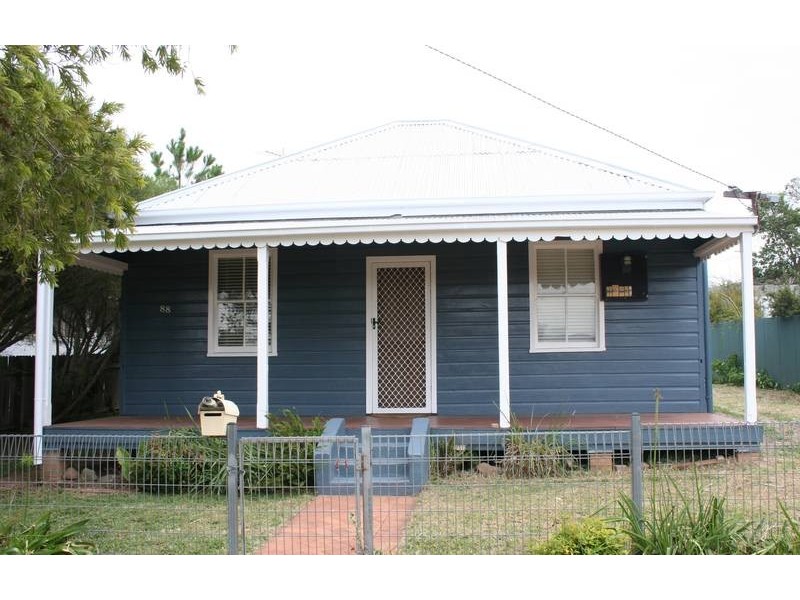 88 Hill Street, Quirindi NSW 2343