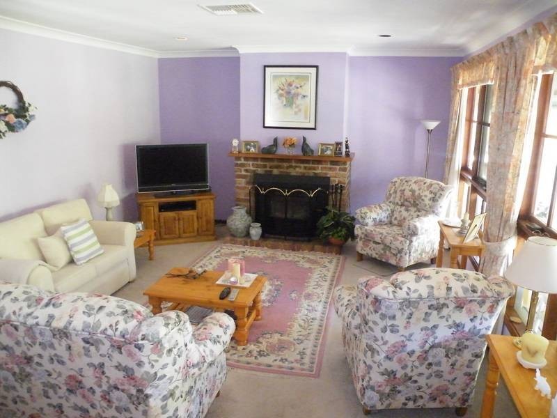 72 Nowland Ave, Quirindi NSW 2343