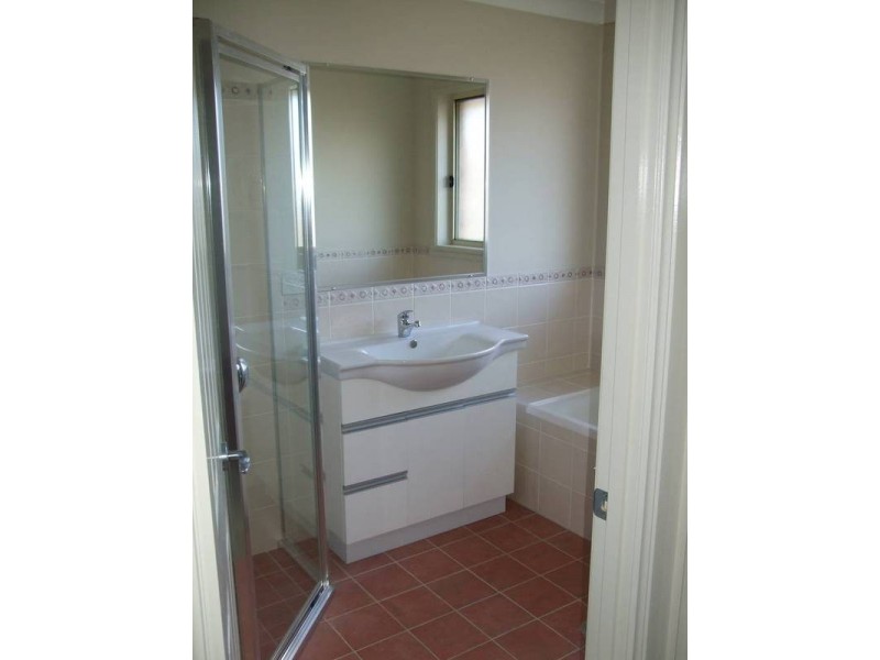 4 Barnes Drive, Quirindi NSW 2343